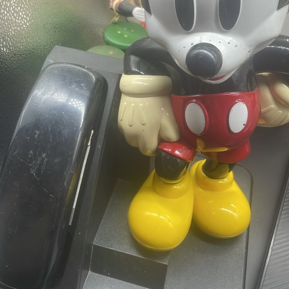 Mickey Mouse Phone - Picture 2 of 8